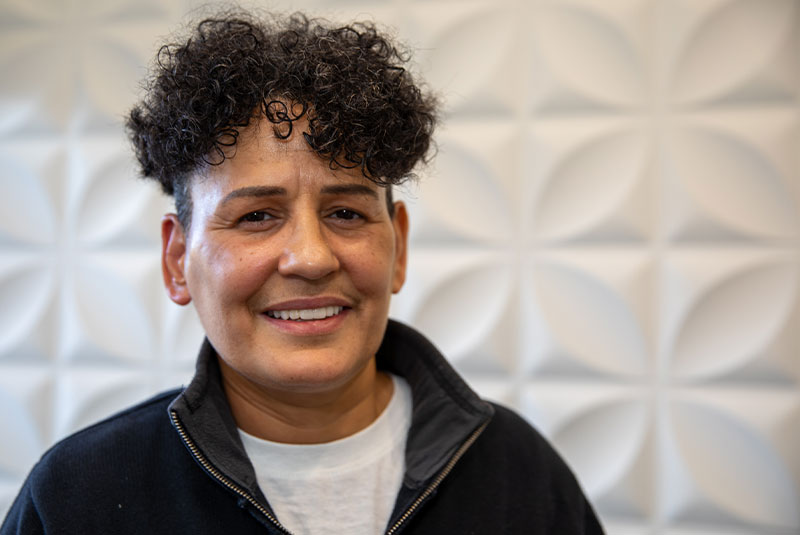 Lynda's Story Upper/Lower Dental Implants video