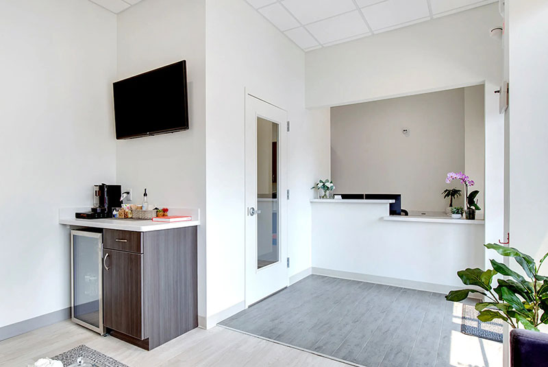 Blooming Dental & Implant Center